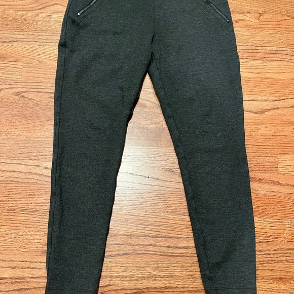 Matty M ankle length leggings, Size L - Picture 1 of 4